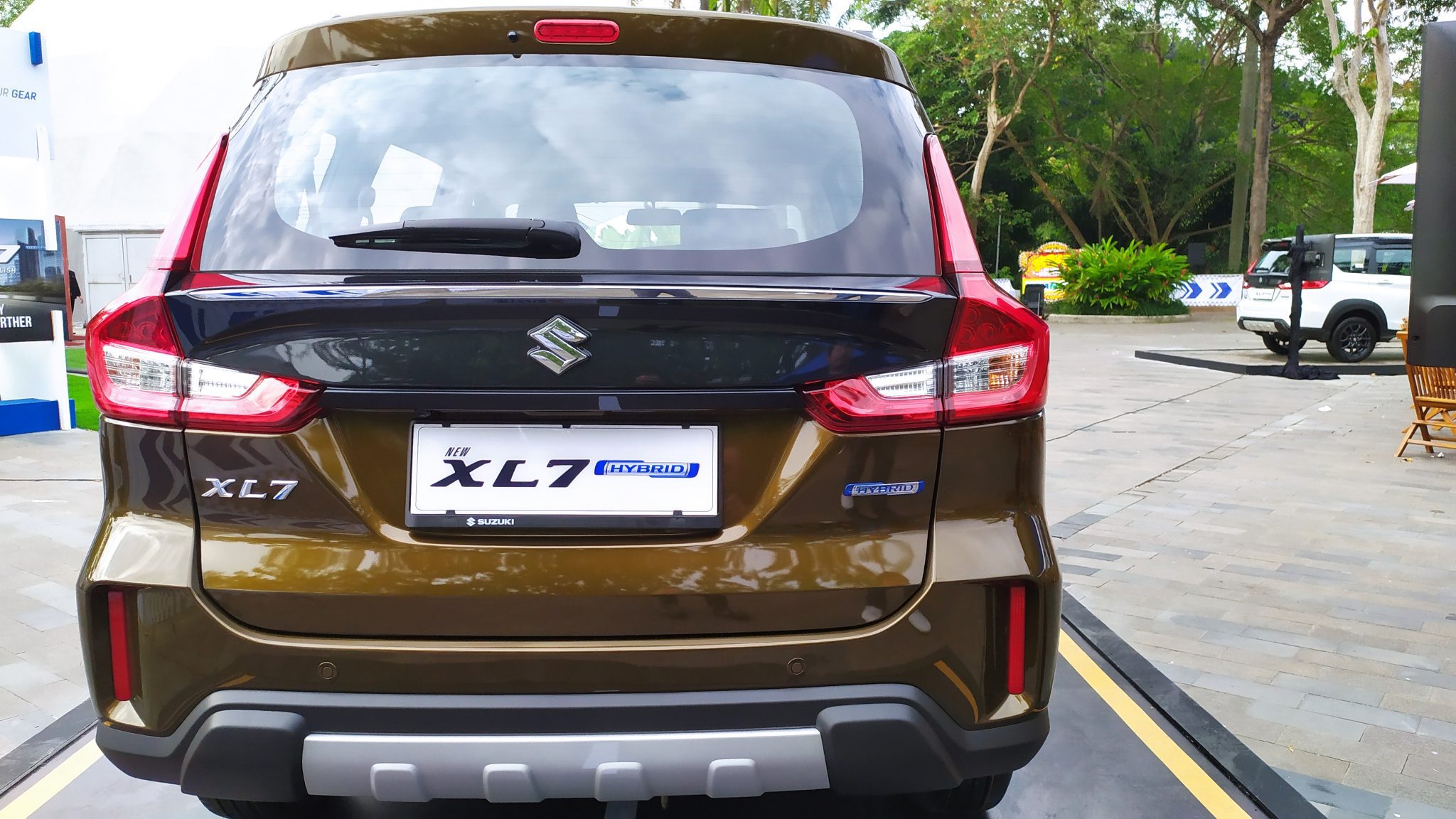 SUZUKI NEW XL7 HYBRID RESMI DILUNCURKAN