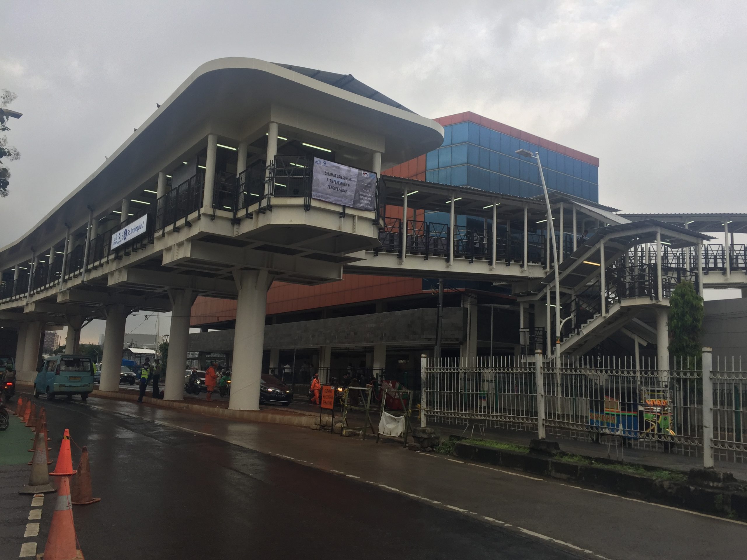 Integrasi Halte Transjakarta Jatinegara 2 Diresmikan - Beritakuh.com