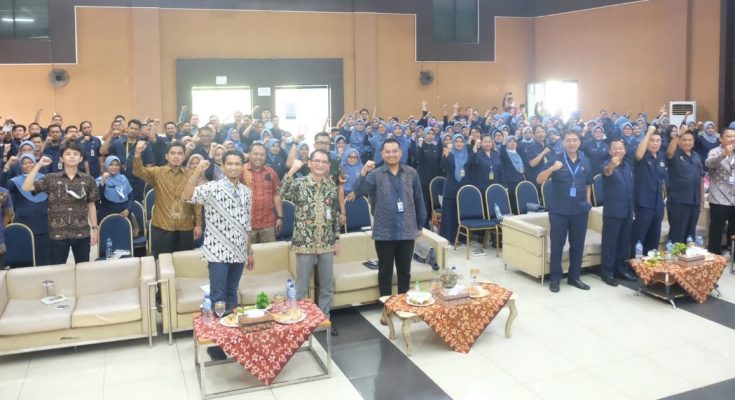 FIFGROUP Ajak OJK Gelar Kegiatan Pelatihan Guru