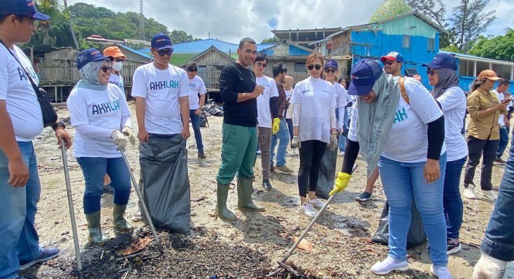 Pegadaian Ikut Kegiatan BUMN Environmental Movement,