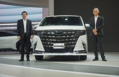 All New Alphard di Pameran GIIAS