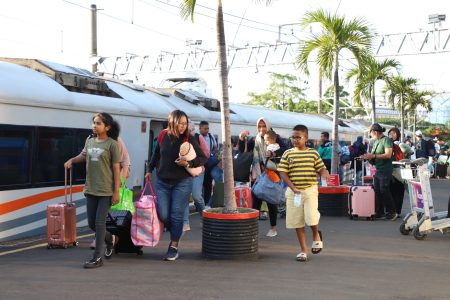 KAI Daop 1 Jakarta umumkan  untuk kedatangan/penumpang