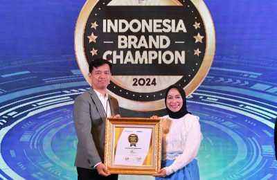 PT Pegadaian meraih penghargaan Indonesia Brand Champion