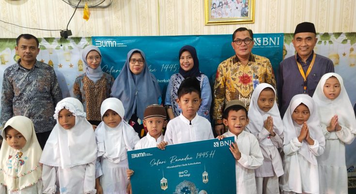 Bank BNI menyelenggarakan kegiatan santunan