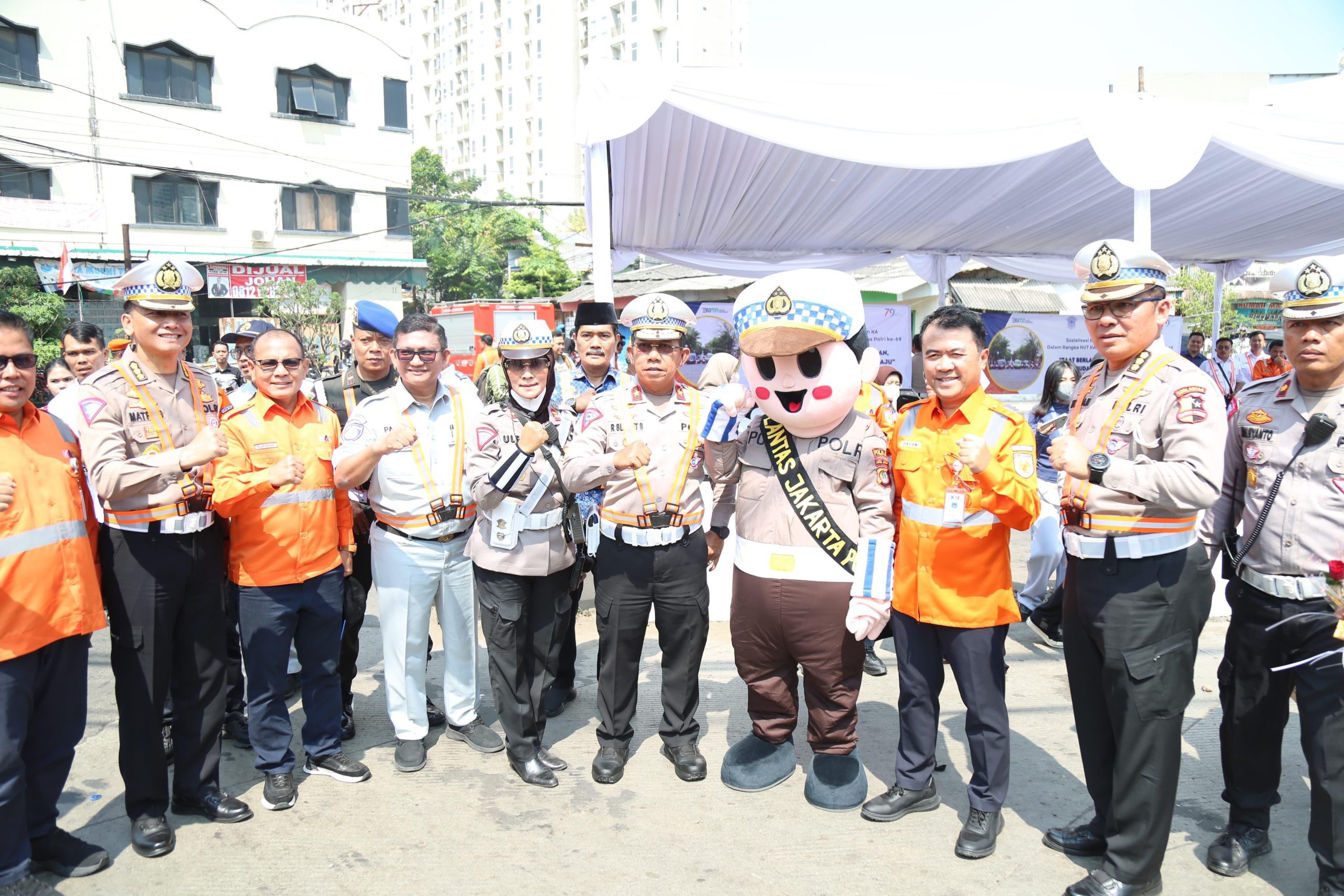 PT Kereta Api Indonesia (Persero) bersama dengan Korps Lalu Lintas Kepolisian