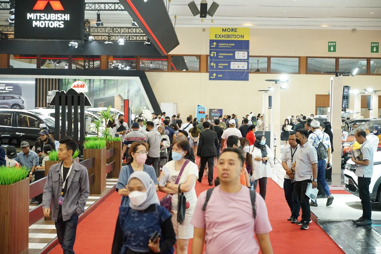 Pameran otomotif Mandiri Utama Finance GAIKINDO Jakarta Auto Week (MUF GJAW) 2024 